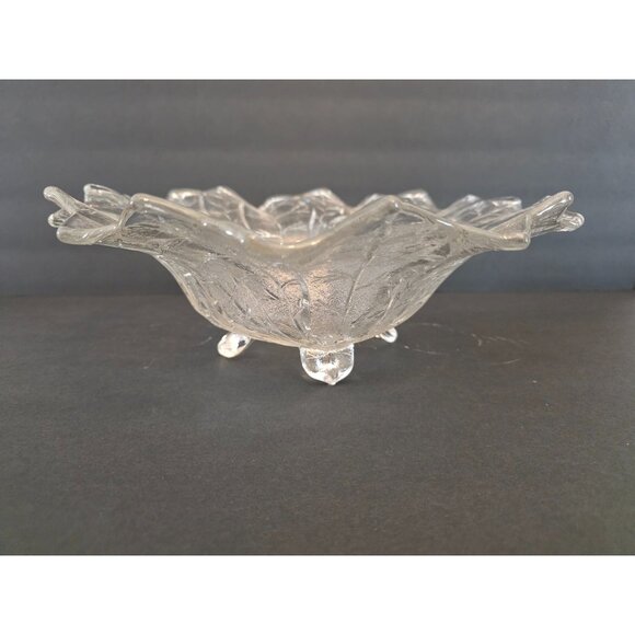 Scandinavian Ice Clear Cabbage Leaf  Glass 4 Footed Serving Bowl - Picture 1 of 6